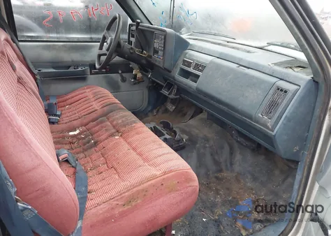 1994 GMC Sierra C1500 from USA, damaged, VIN 1GTEC14Z9RZ558109